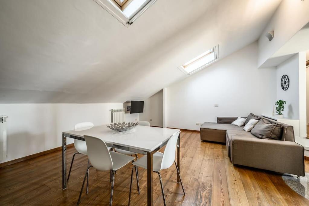 Buenos Aires' Nest - 10 Minutes From Duomo With Terrace Lejlighed Milano Eksteriør billede